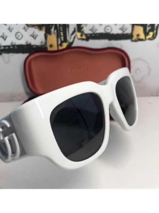 New Authentic  Gucci GG1545S 003 – Light Grey Oversized Square Sunglasses ✨